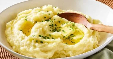  طريقة عمل البطاطس البيوريه بـ 4 وصفات مختلفة.. ولادك هيحبوها